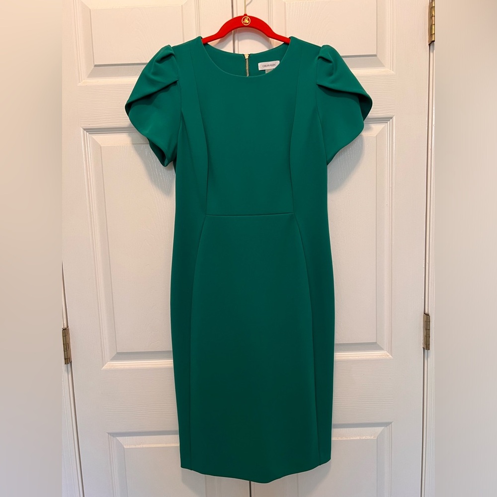 Gorgeous Calvin Klein Kelly Green Dress!!